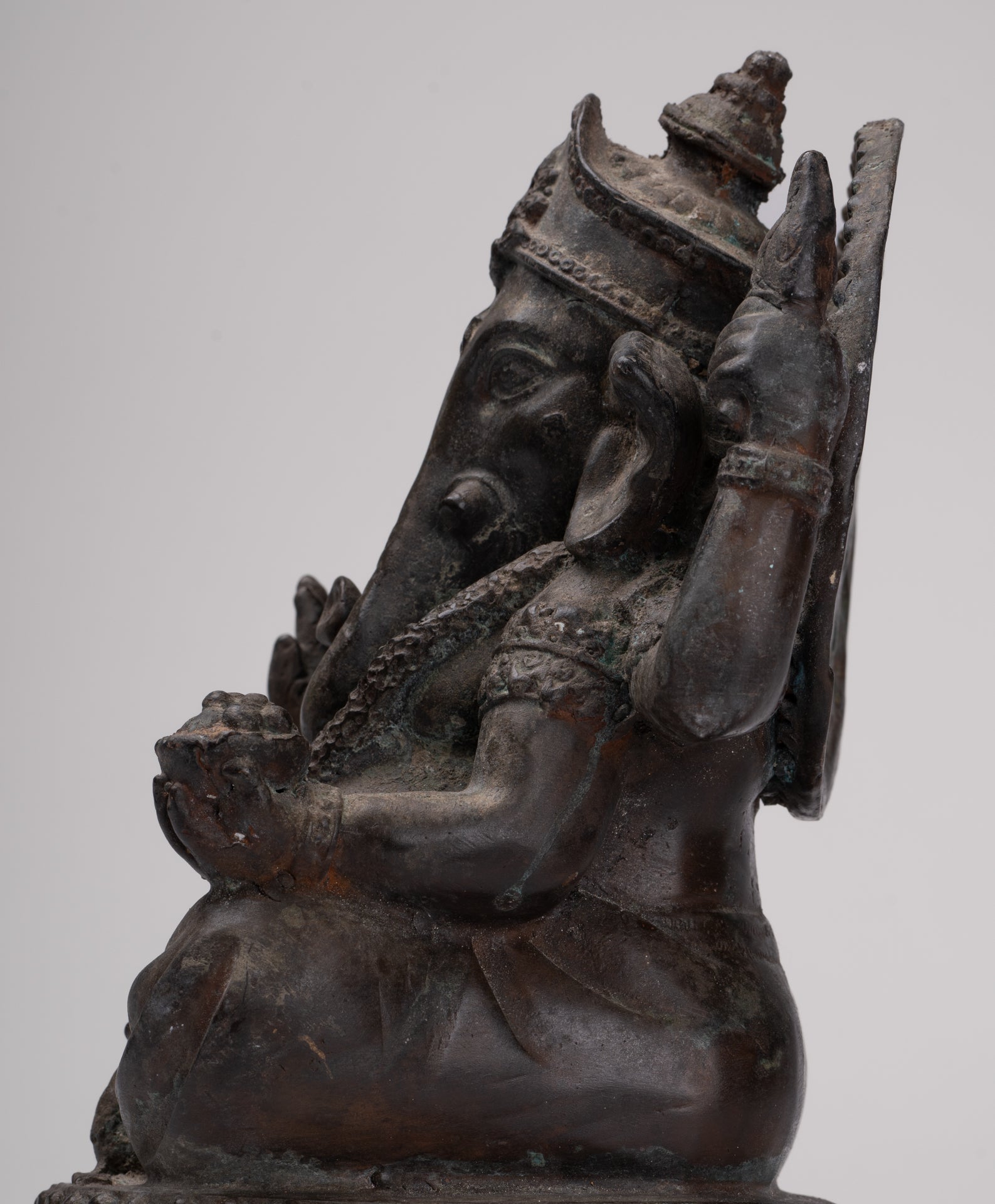 Ganesh - Antique Thai Style Bronze Seated Ganesha - 22cm/9"
