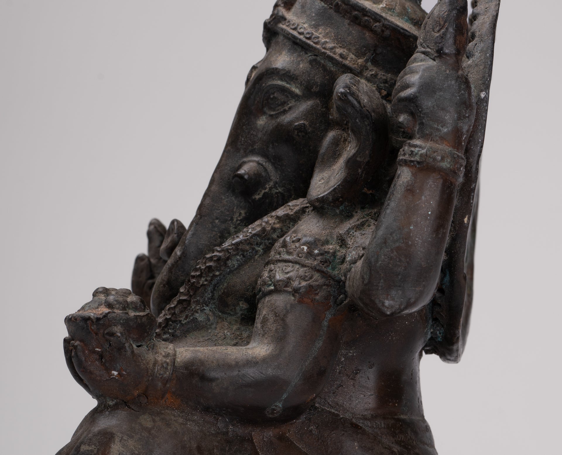 Ganesh - Antique Thai Style Bronze Seated Ganesha - 22cm/9"