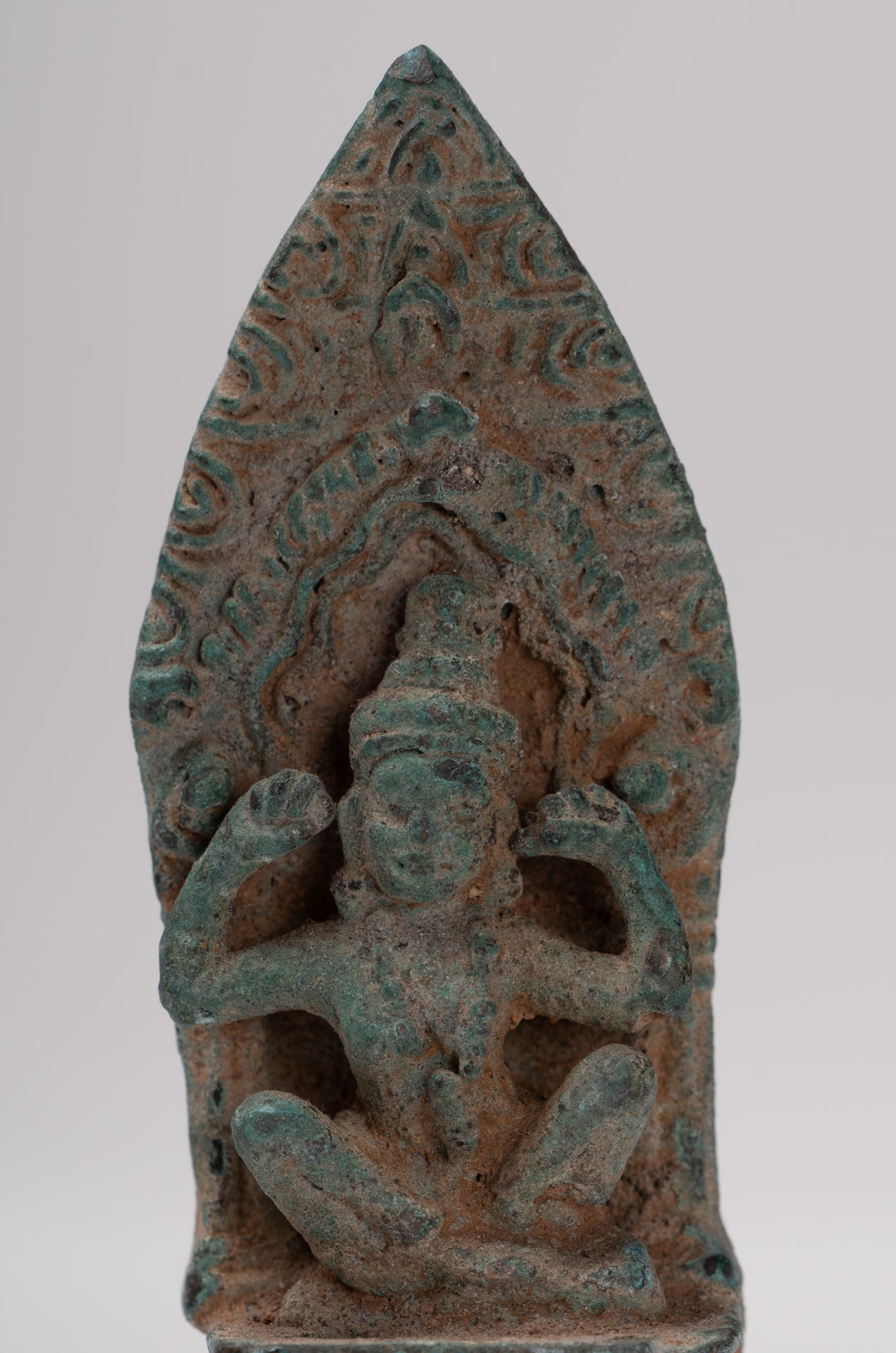 Vishnu Statue - Antique Khmer Style Bronze Seated 'Hear No Evil' Statue - 7.5cm / 3"