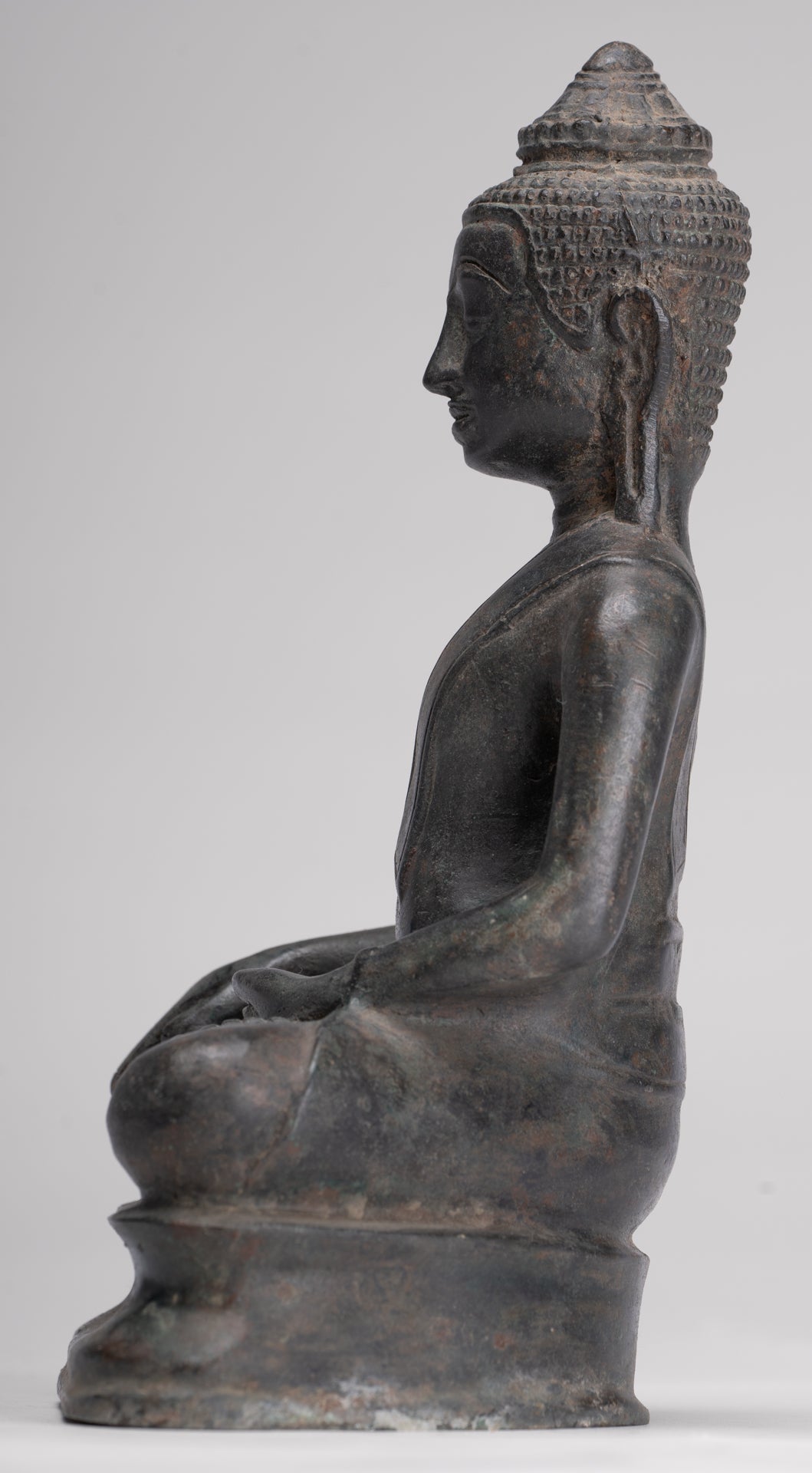 Buddha Statue - Antique Lopburi Style Seated Enlightenment Buddha Statue - 21cm/8"