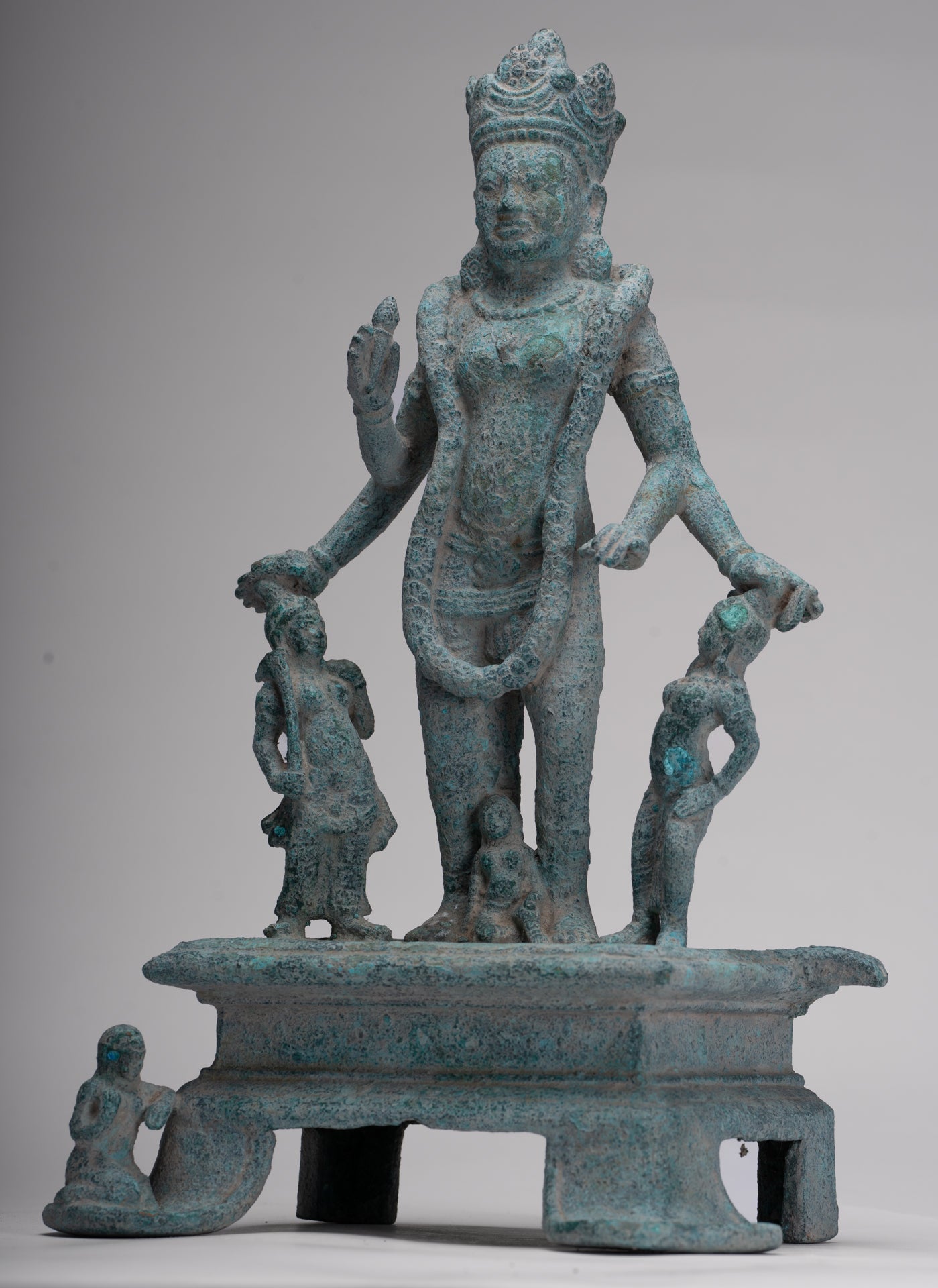Vishnu Statue - Antique Phnom Da Style Khmer Vishnu with Gadanari and Chakrapurusha - 39cm/16"