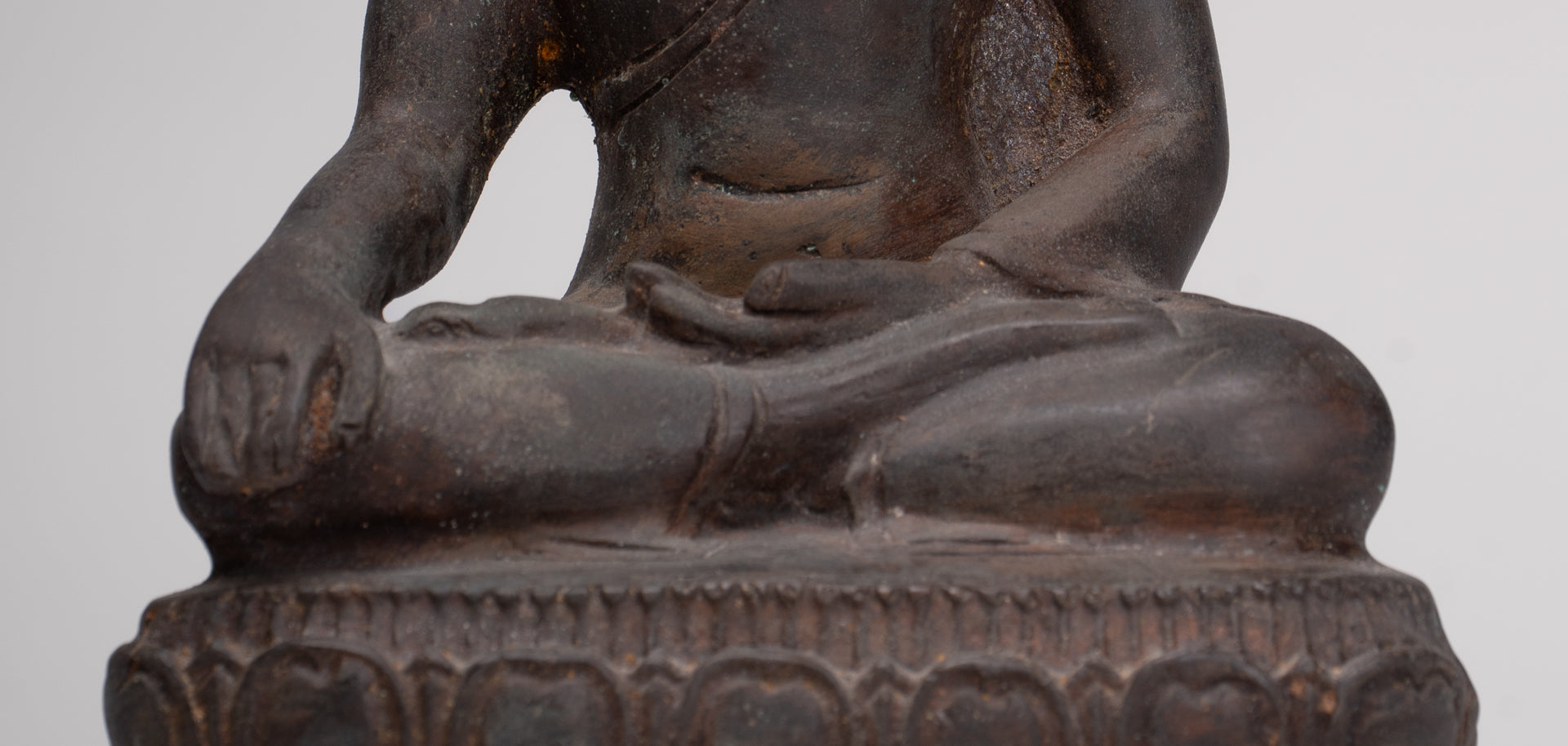 Buddha Statue - Antique Thai Style Bronze Chiang Saen Enlightenment Buddha Statue - 23cm/9"