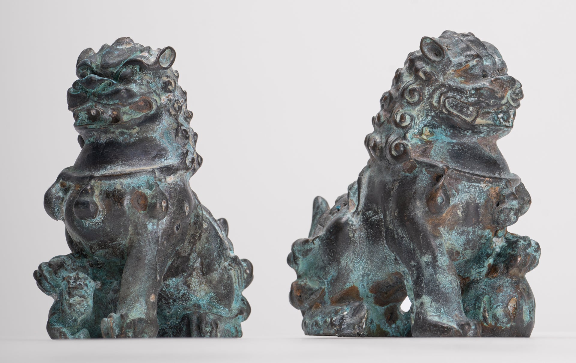 Lions gardiens de temple de style chinois antique Lions Shishi Foo Dogs Lions impériaux (paire) - 10,5 cm/4"