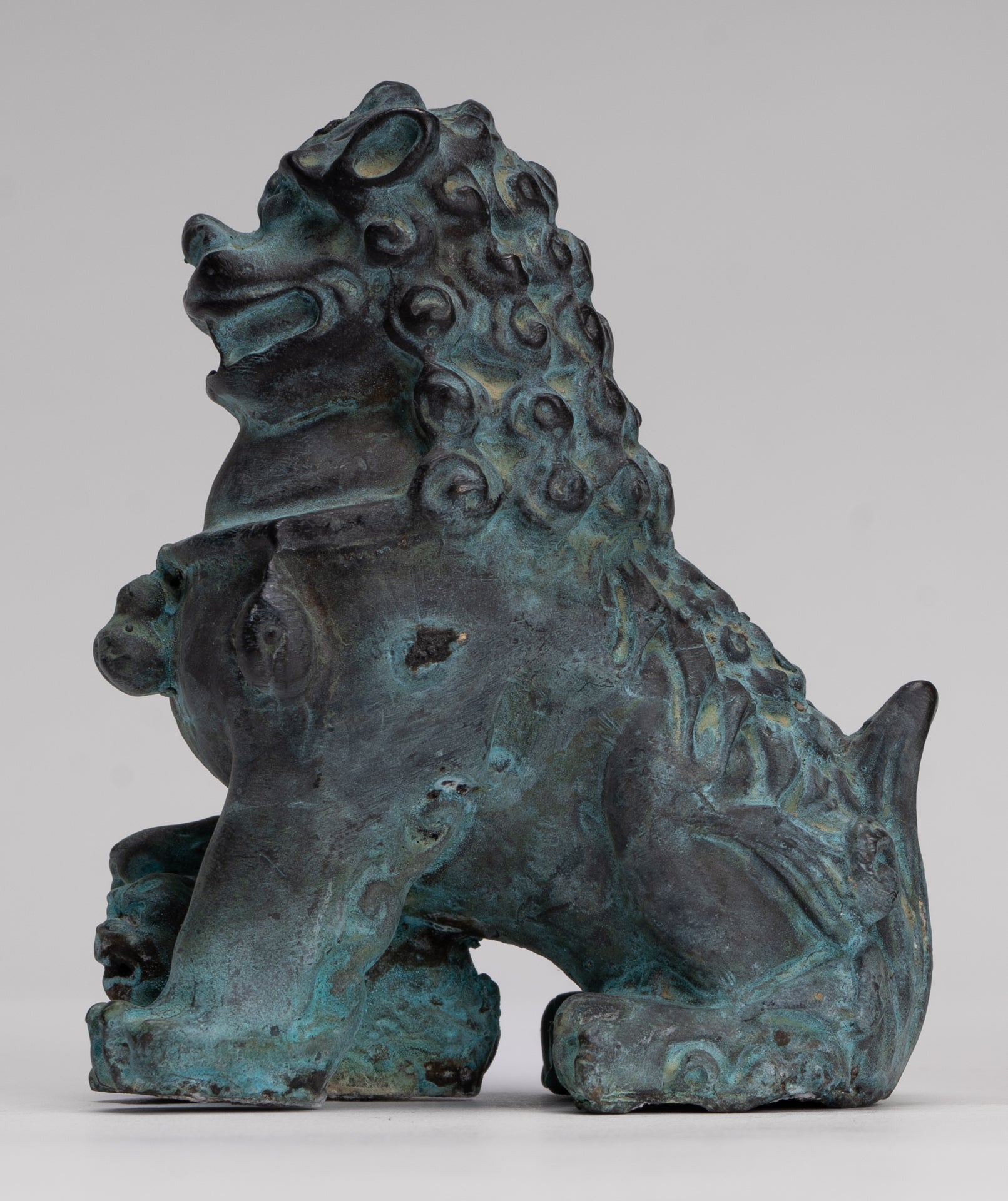 Antique Chinese Style Temple Guardian Lions Shishi Lions Foo Dogs Imperial Lions (Pair) - 10.5cm/4"