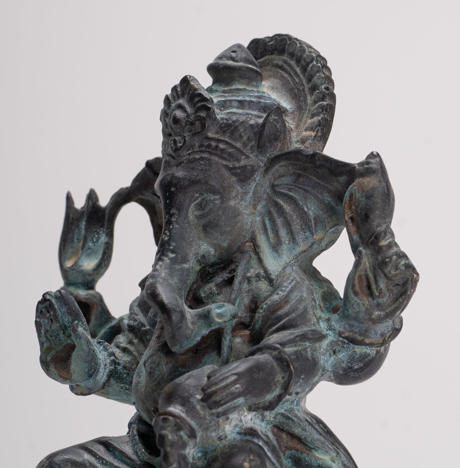 Ganesha Statue - Antique Thai Style Bronze Seated 4-Arm Vara Ganapati Statue - 15.5cm/6"