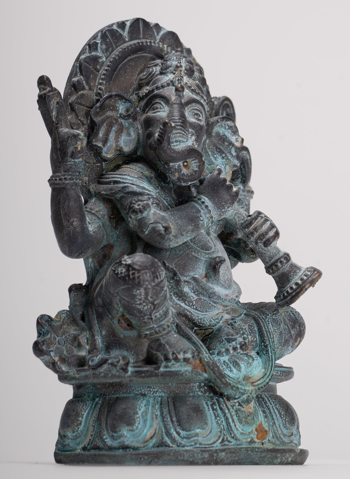 Ganesh - Antique Thai Style Bronze Seated Ganesh Statue - 15.5cm/6"