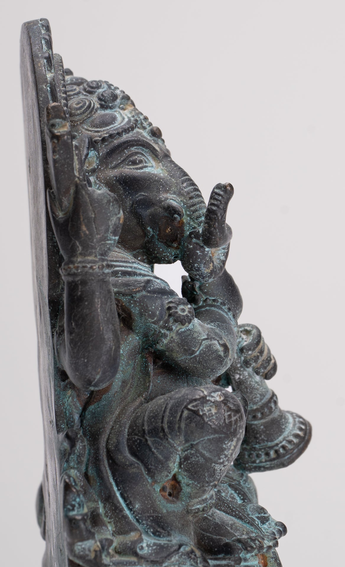 Ganesh - Antique Thai Style Bronze Seated Ganesh Statue - 15.5cm/6"