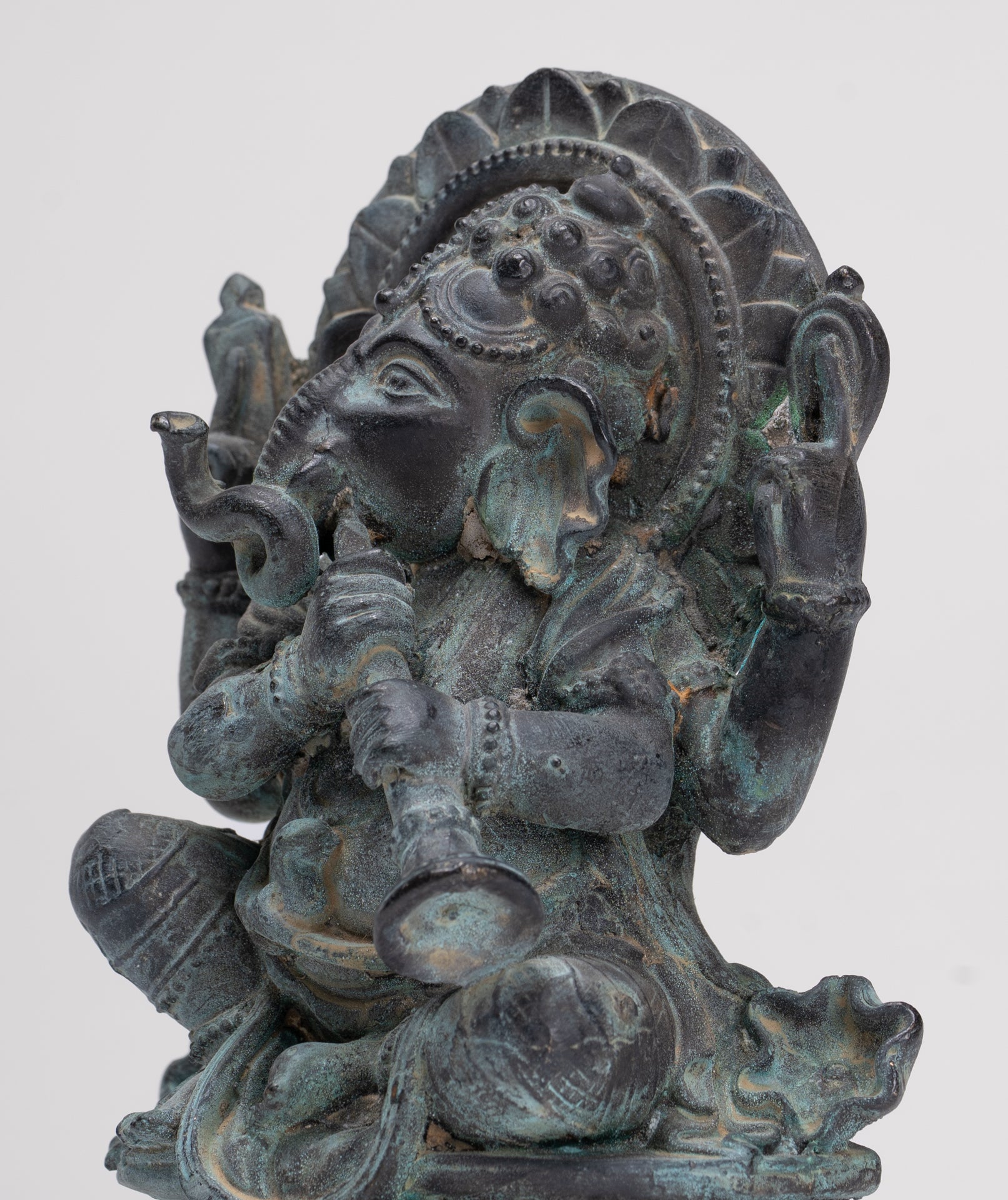 Ganesh - Antique Thai Style Bronze Seated Ganesh Statue - 15.5cm/6"