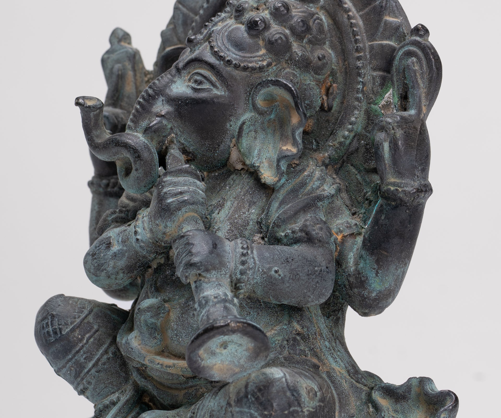 Ganesh - Antique Thai Style Bronze Seated Ganesh Statue - 15.5cm/6"