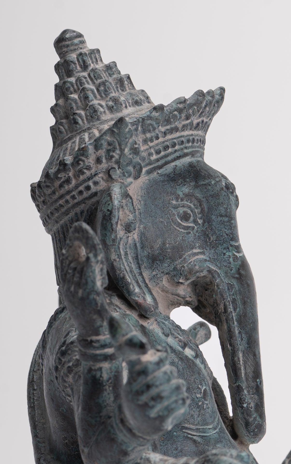 Ganesha Statue - Antique Khmer Style Enthroned Angkor Wat 8 Arm Ganesh Statue - 22cm/9"