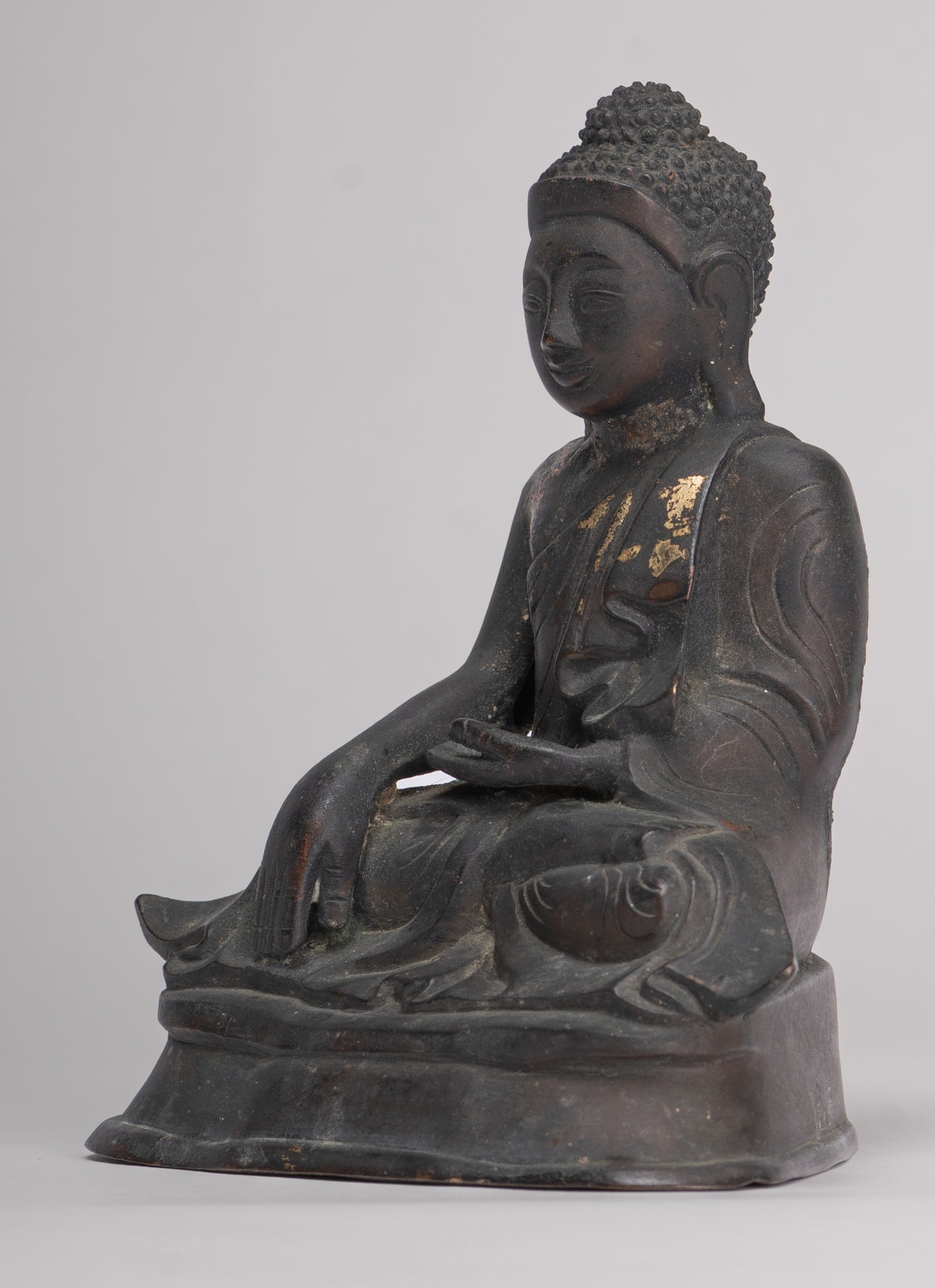 Buddha Statue im antiken Burmesischen Stil Holz Mandalay Aufklärung Buddha Statue mit 54cm/22"