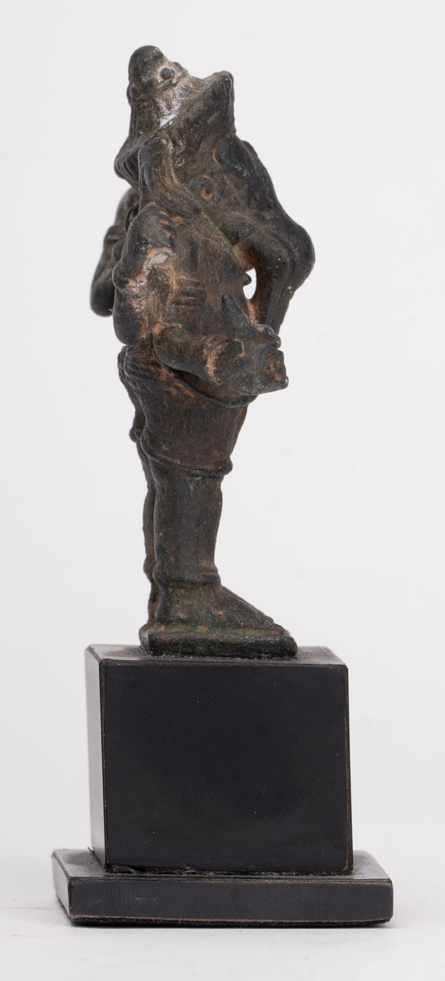 Antike Ganesha-Statue aus Bronze im Khmer-Stil – 11 cm.