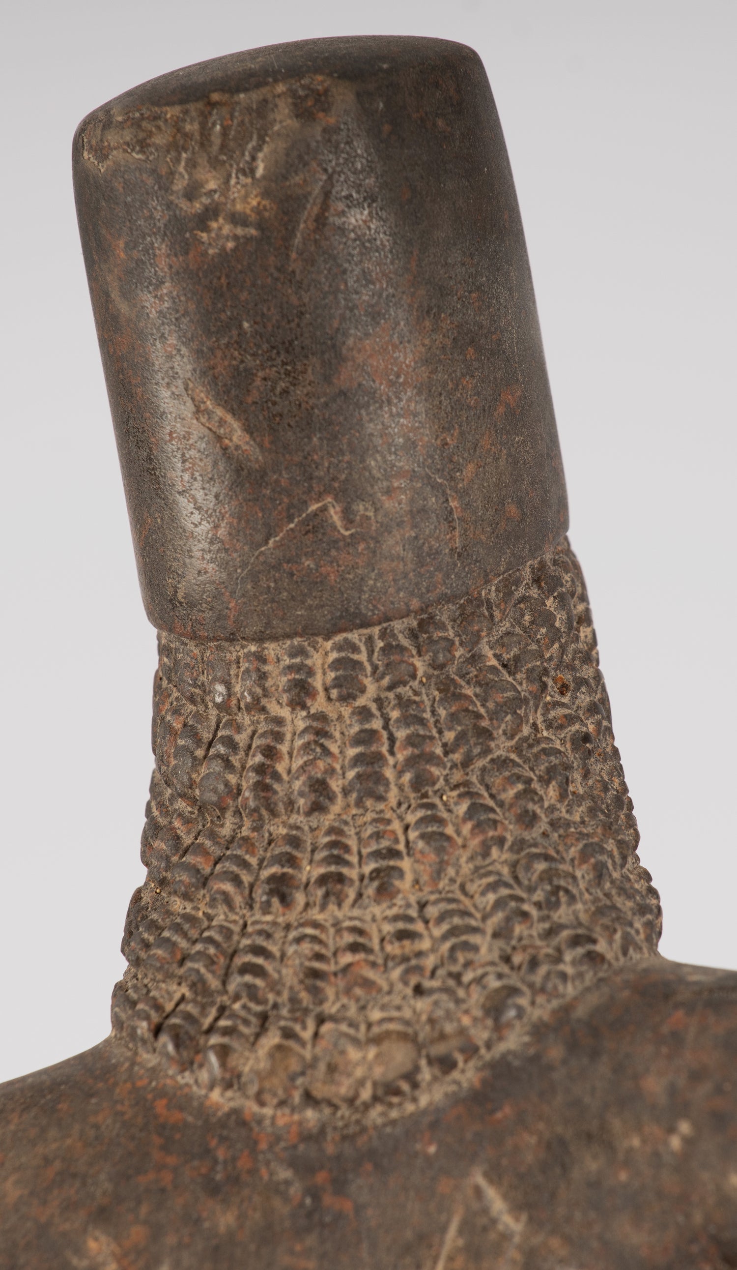 Vishnu-Statue – antiker Khmer-Sandstein-Vishnu-Torso im Phnom-Da-Stil – 43 cm/17 Zoll