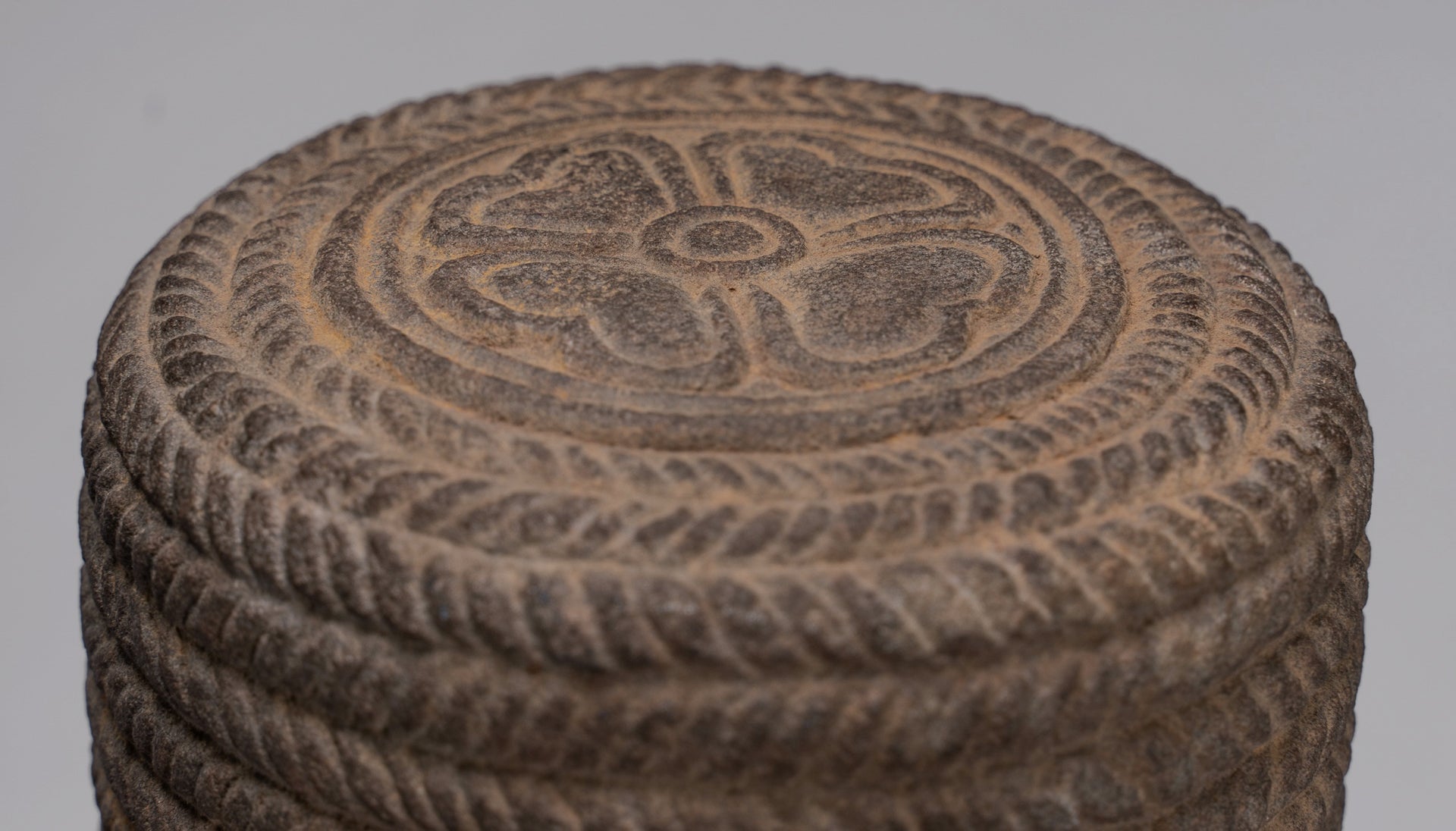 Vishnu Statue - Antique Koh Ker Style Stone Mounted Khmer Vishnu Head - 47cm / 19"