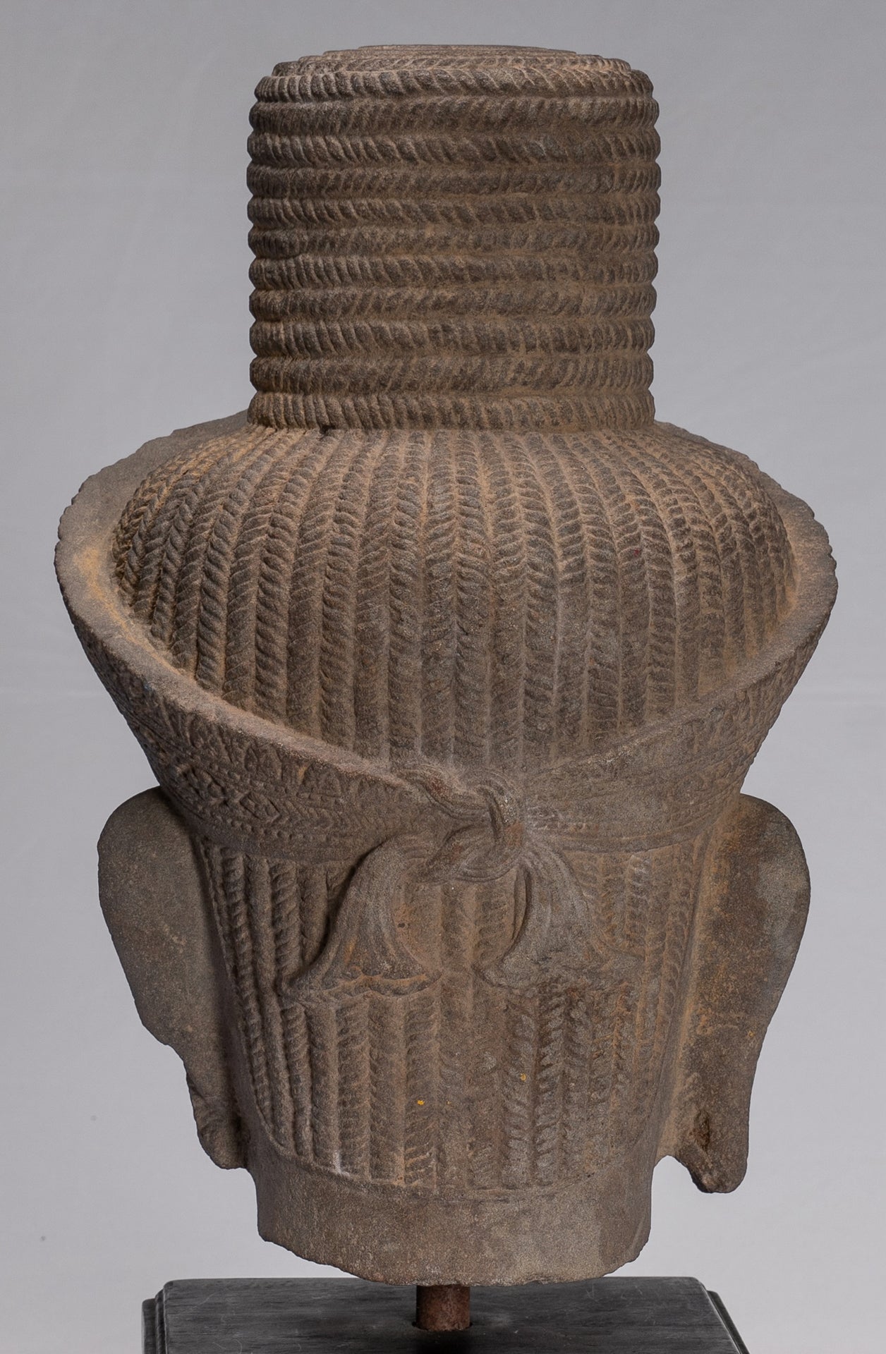 Vishnu Statue - Antique Koh Ker Style Stone Mounted Khmer Vishnu Head - 47cm / 19"