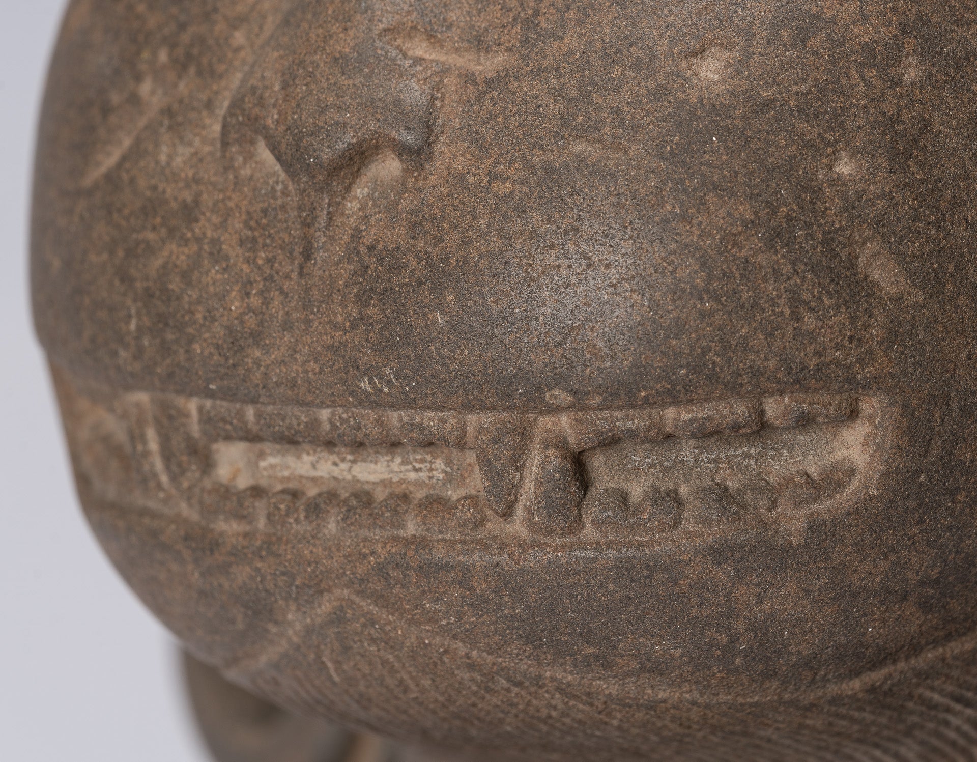 Antique JMER Style Stone Banteay Srei Hindu God Statue Hanuman - 56cm/22 "de alto