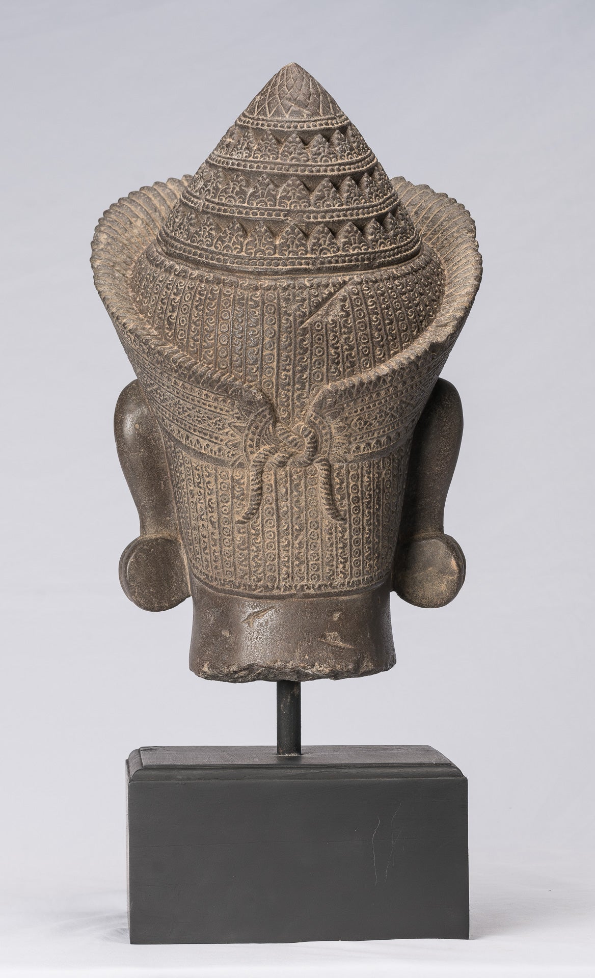 Garuda Statue - Antique Banteay Srei Style Stone Khmer Garuda Vishnu Statue - 56cm/22"