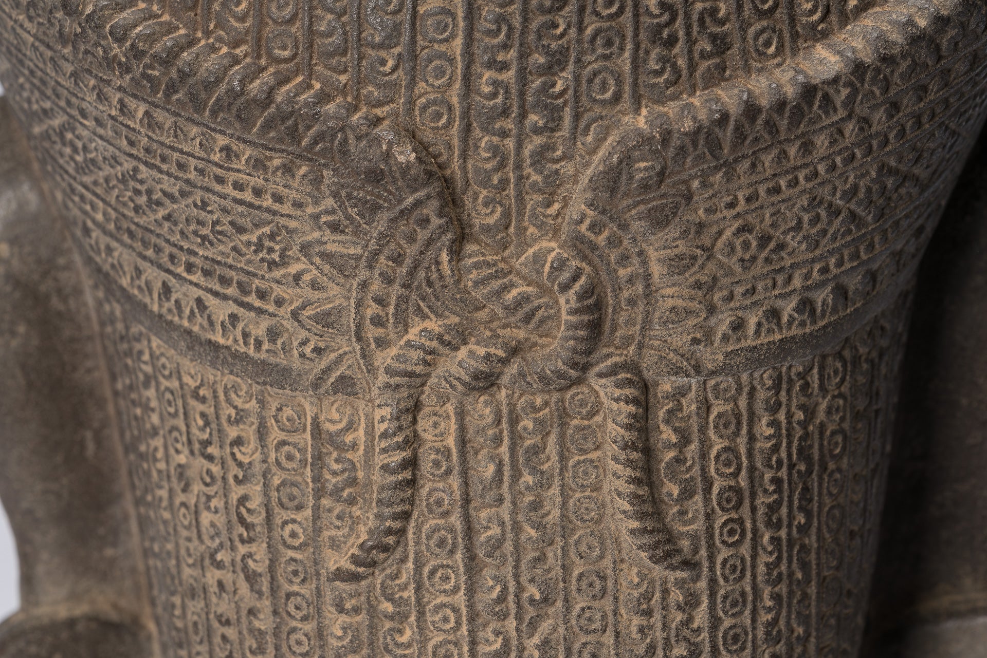 Garuda Statue - Antique Banteay Srei Style Stone Khmer Garuda Vishnu Statue - 56cm/22"