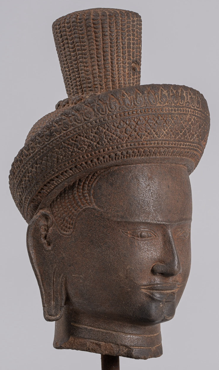 Vishnu Statue - Antique Koh Ker Style Stone Mounted Khmer Vishnu Head - 44cm / 18"