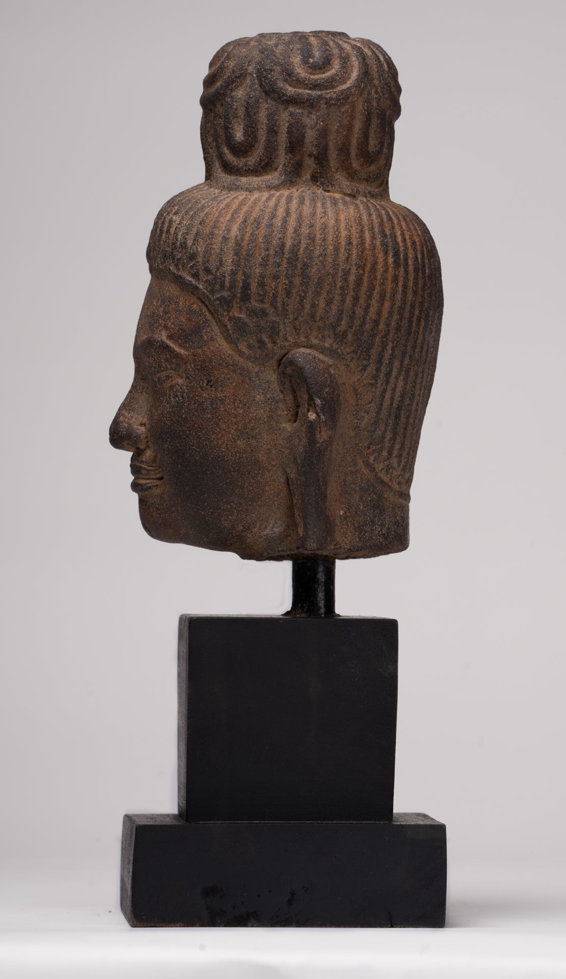 Vishnu Statue - Antique Prei Khmeng Style Stone Mounted Khmer Vishnu Head - 25cm / 10"