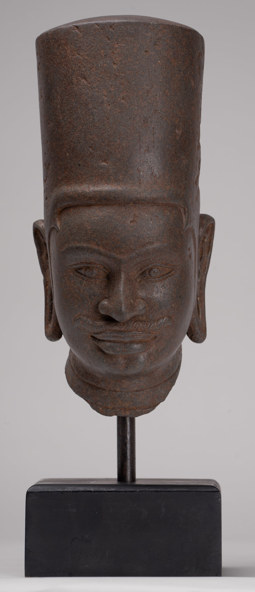 Vishnu Statue - Antique Phnom Da Style Stone Mounted Vishnu Head - 33cm/13"