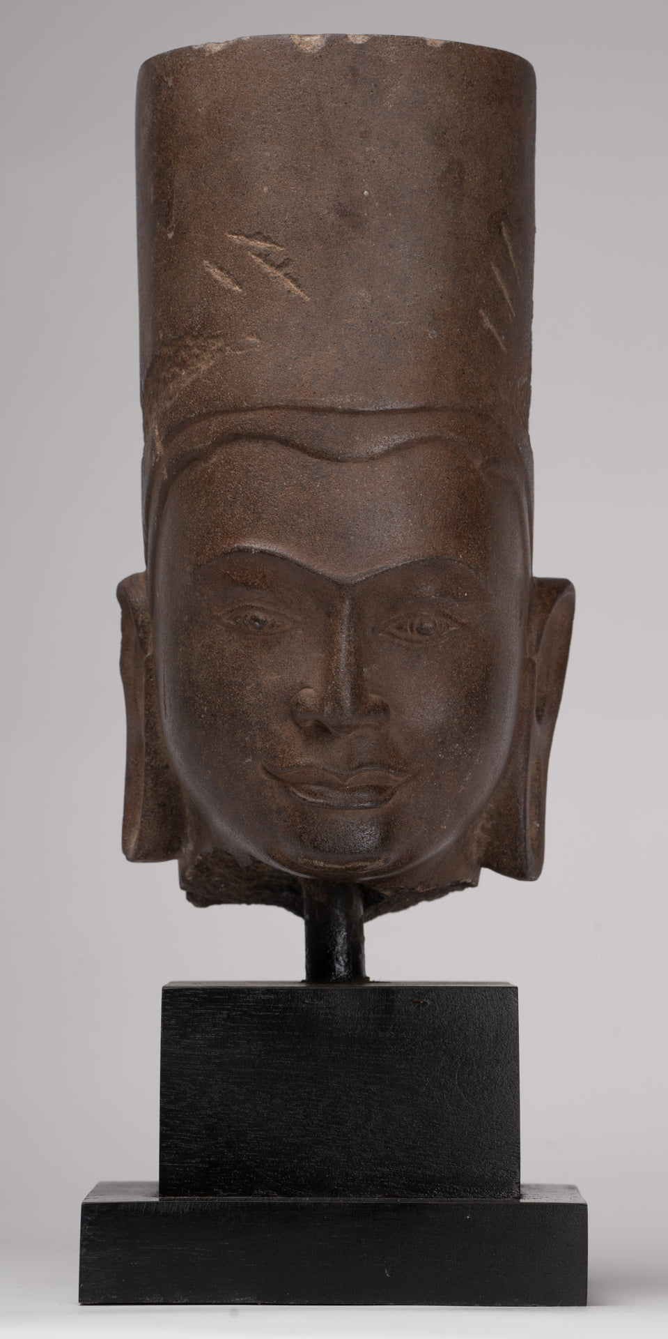 Vishnu Statue - Antique Phnom Da Style Stone Mounted Vishnu Head - 33cm/13"