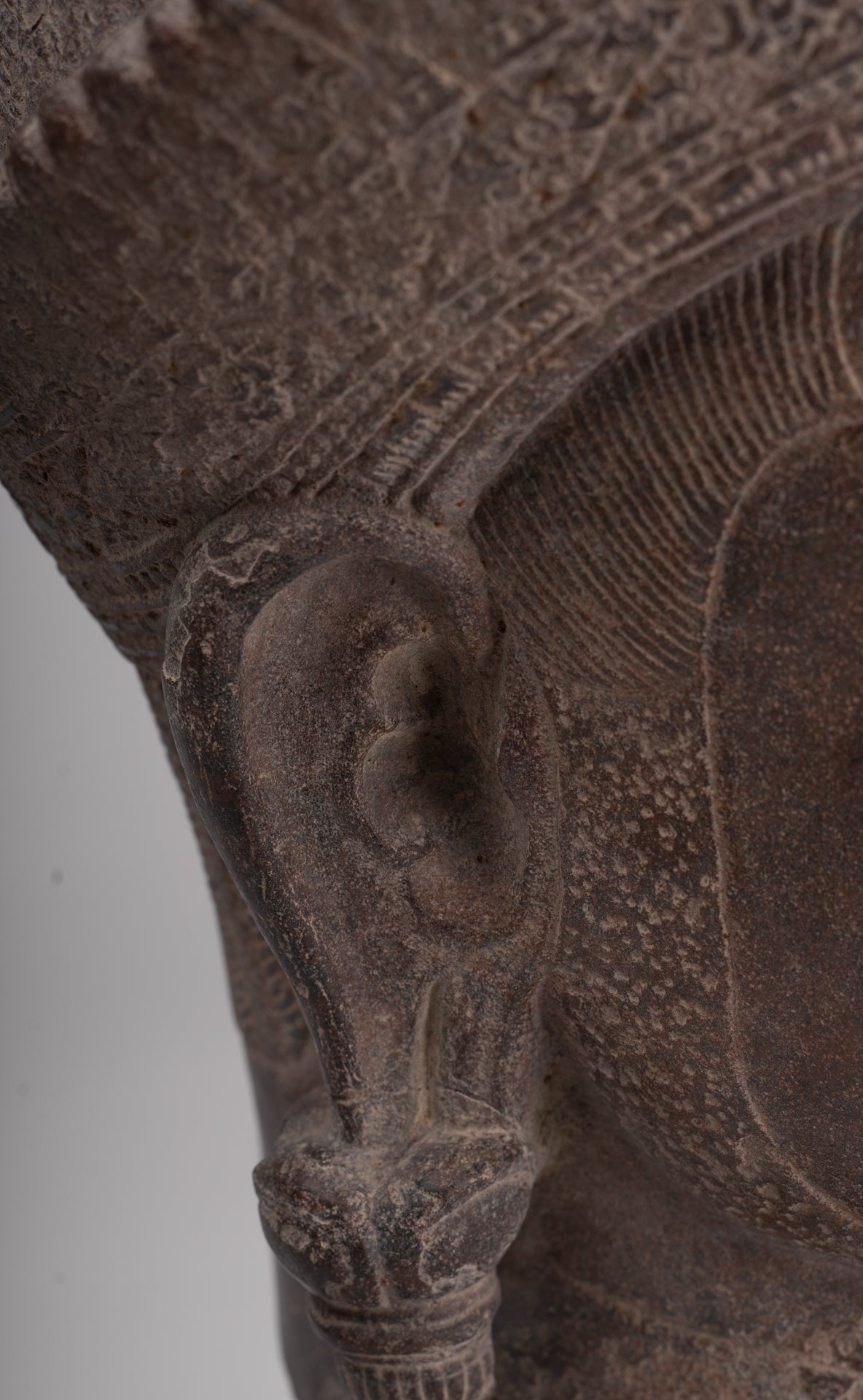 Vishnu Statue - Antique Banteay Srei Style Stone Mounted Khmer Vishnu Head - 51cm / 20"