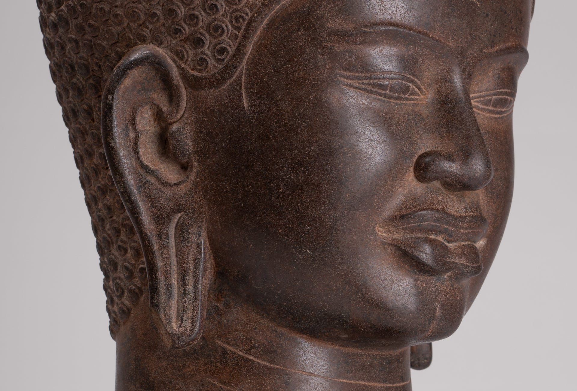 Buddha Statue - Antique Pre-Angkor Style Mounted Stone Khmer Buddha Head - 55cm/22" Tall