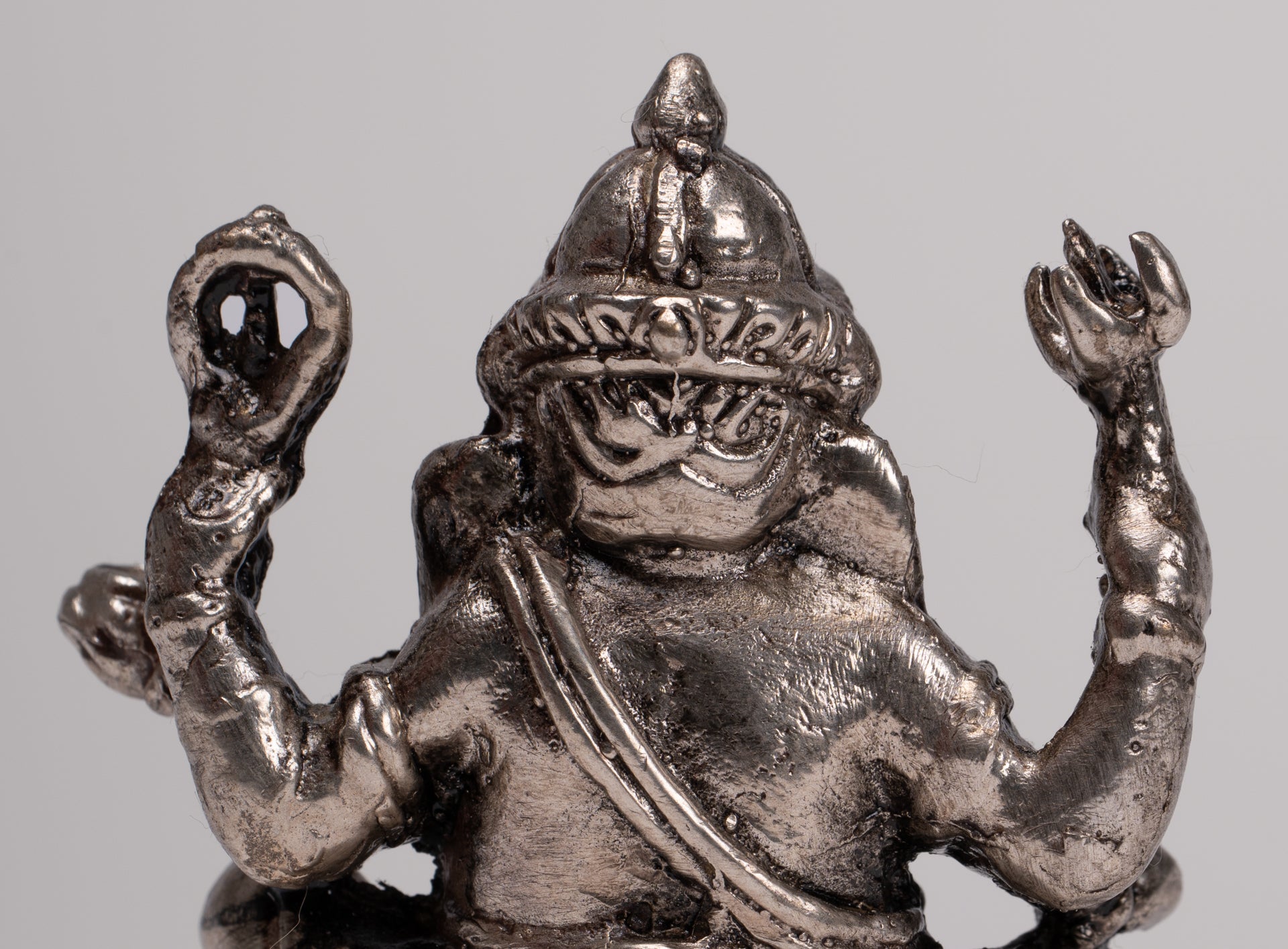 Ganesha Statue - Antique Thai Style Bronze Seated Silver Ganesha Statue - 8cm/3"