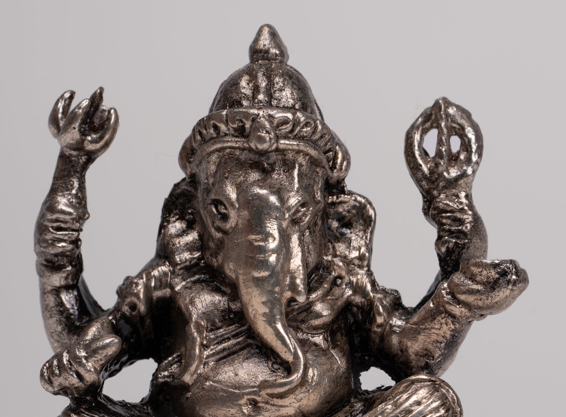 Ganesha Statue - Antique Thai Style Bronze Seated Silver Ganesha Statue - 8cm/3"