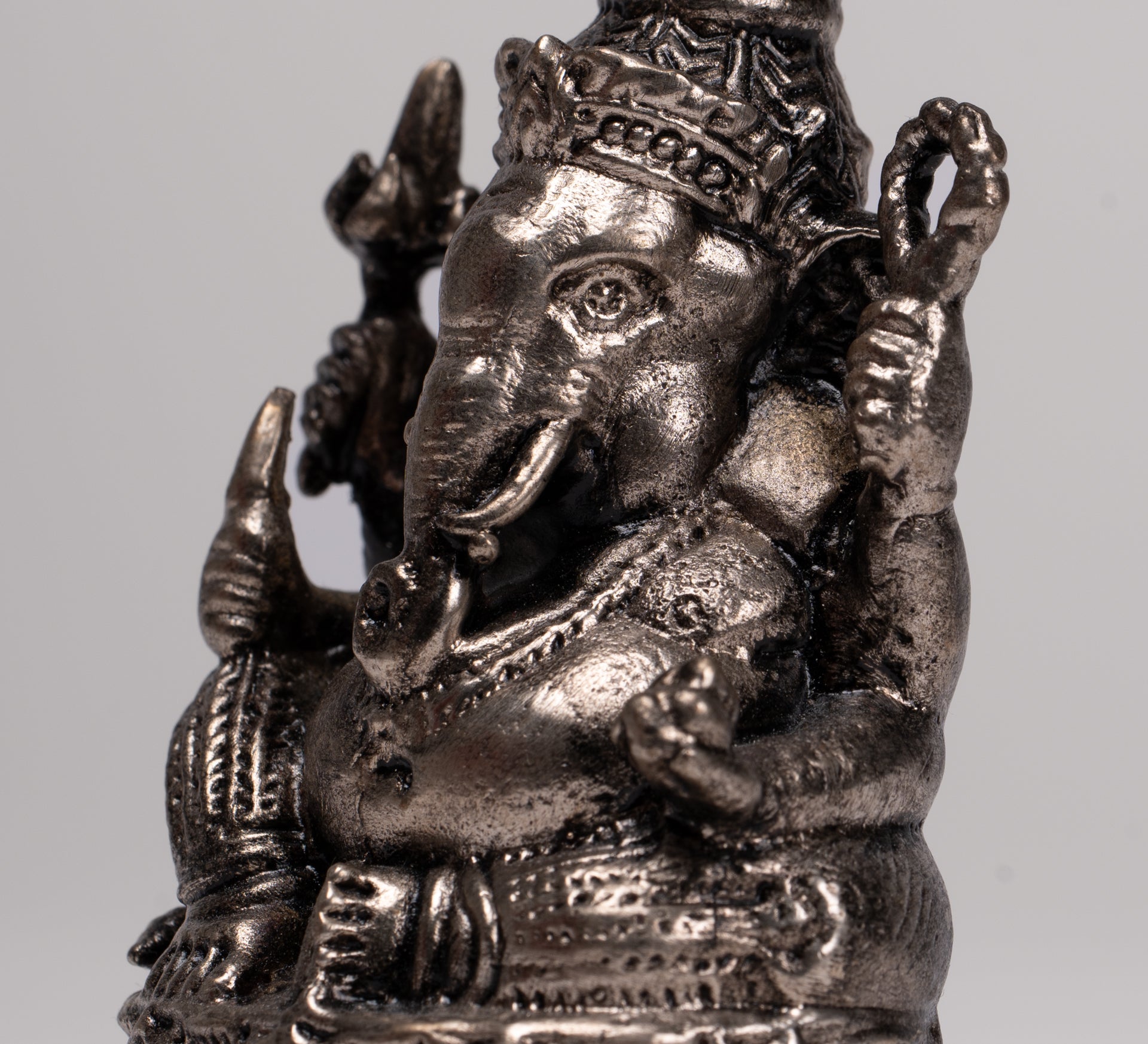 Ganesha Statue - Antique Thai Style Bronze Seated Silver Ganesha Statue - 8.5cm/3"