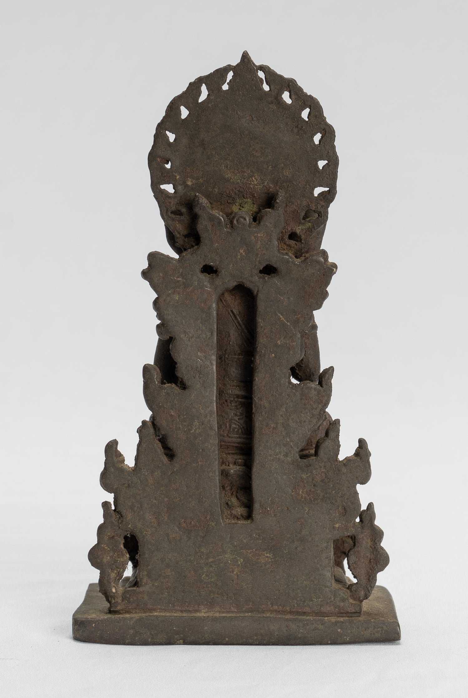 Statue de Ganesha – Statue de Ganesha indonésienne assise en bronze de style javanais antique – 18 cm/7"