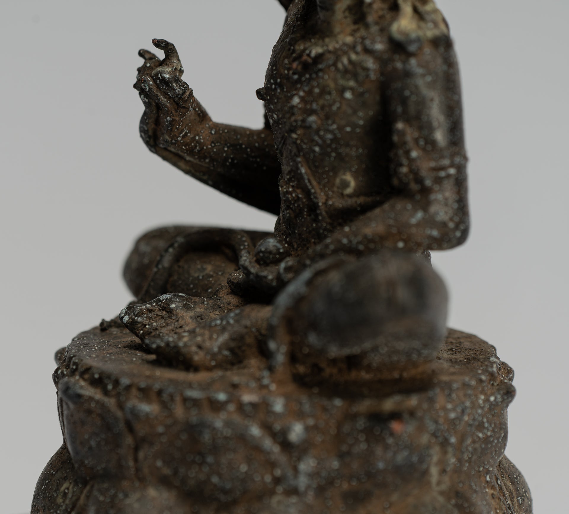 Tara Statue-Antike Java Style Majapahit Seated Bronze Devi Tara Statue-19cm/8 "