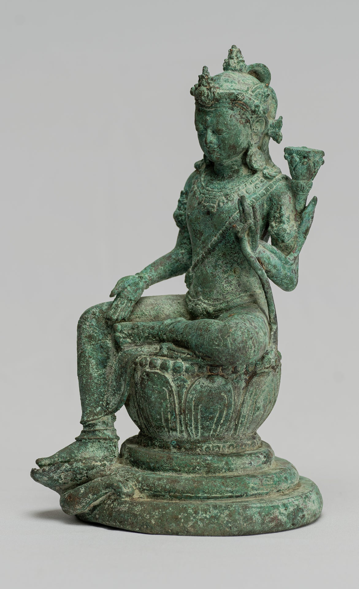 Tara-Statue – Majapahit sitzende Bronze-Devi-Tara-Statue im antiken Java-Stil – 20,5 cm