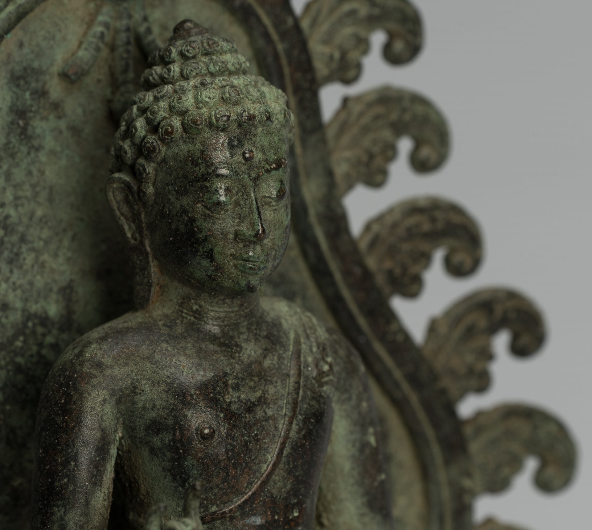 Estatua de Buda - Estilo indonesio antiguo de bronce sentado Javanés Buda - 25 cm/10 "