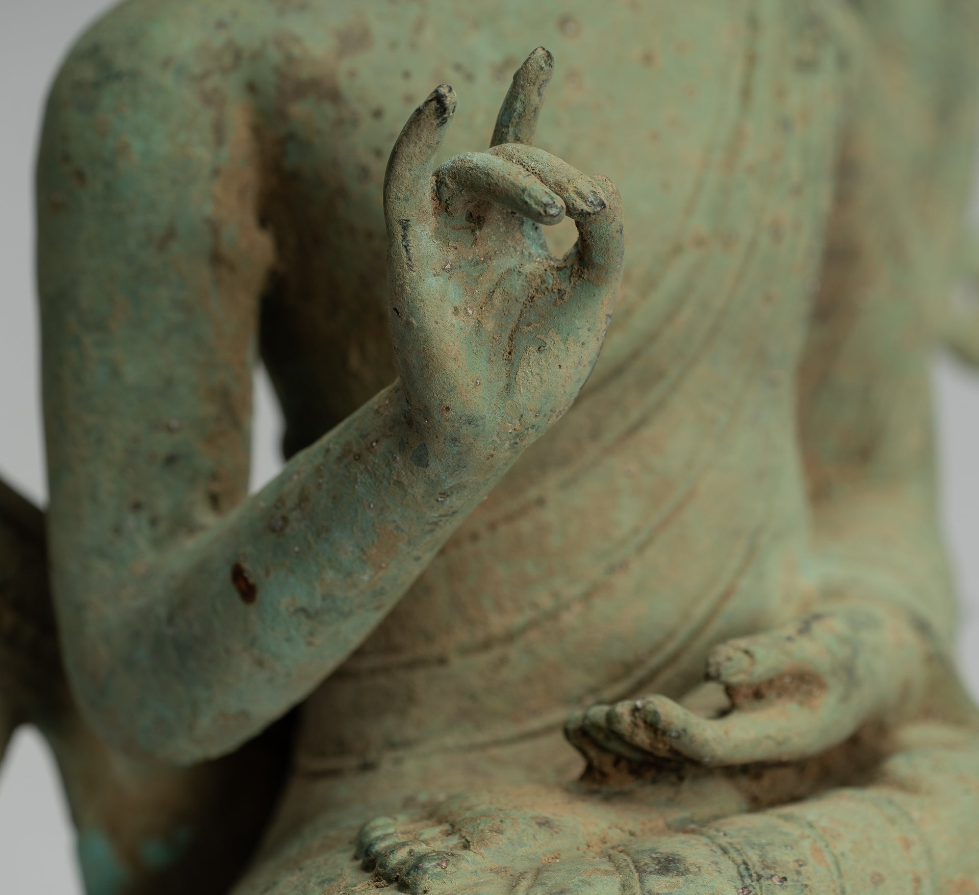 Statue di Buddha - Antique in stile indonesiano seduto bronzo giavanese insegnamento Buddha - 32 cm/13 "