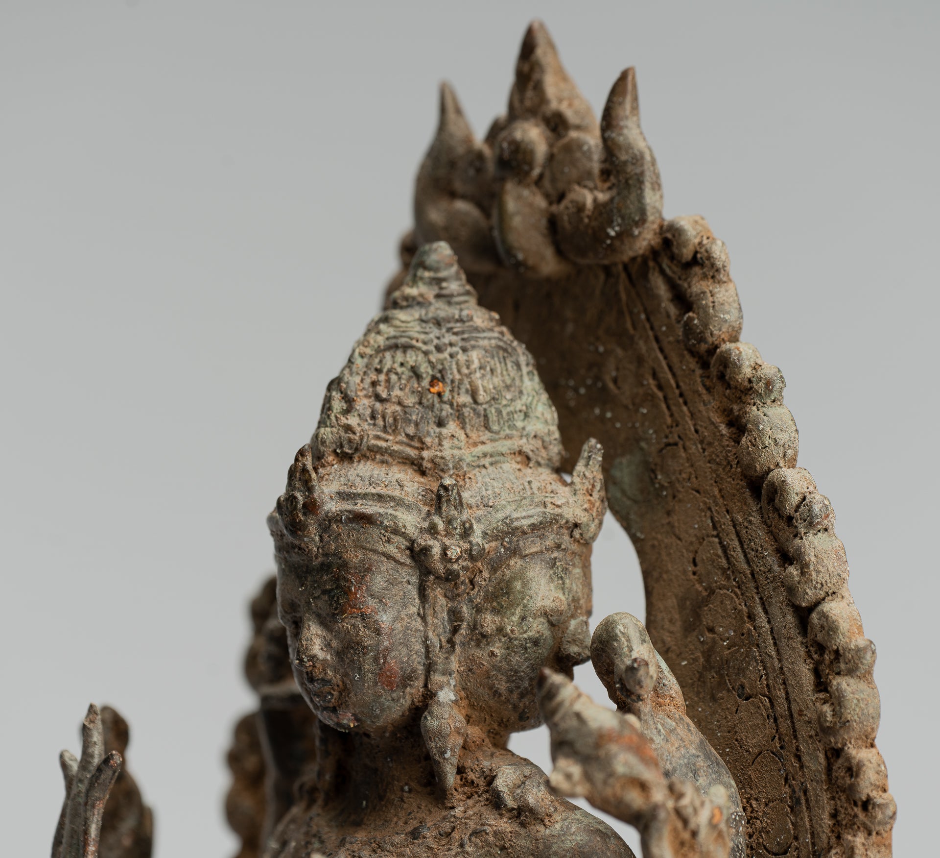 Brahma-Statue – Antike Majapahit-Bronze-Brahma-Statue im indonesischen Stil – 31 cm/12 Zoll