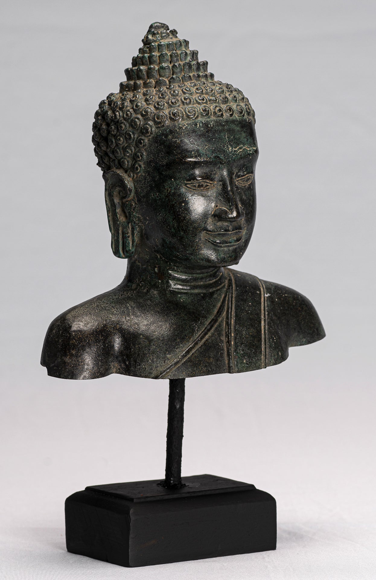 Buddha-Statue – Antik-Thai-Stil montierte Dvaravati-Bronze-Buddha-Kopf-Statue – 31 cm/12 Zoll