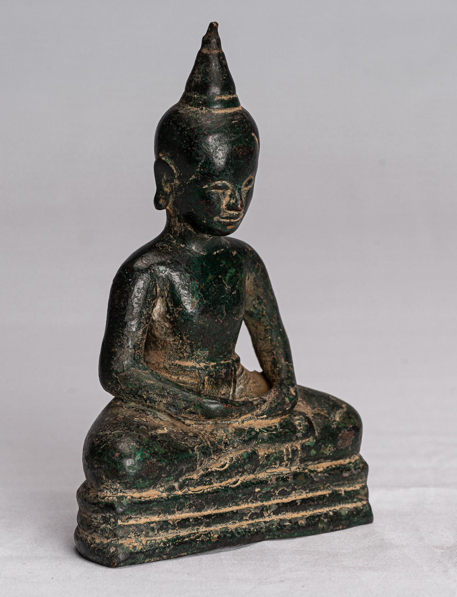 Buddha Statue - Antique Khmer Style Bronze Meditation Phnom Da Buddha Statue - 145cm/6"
