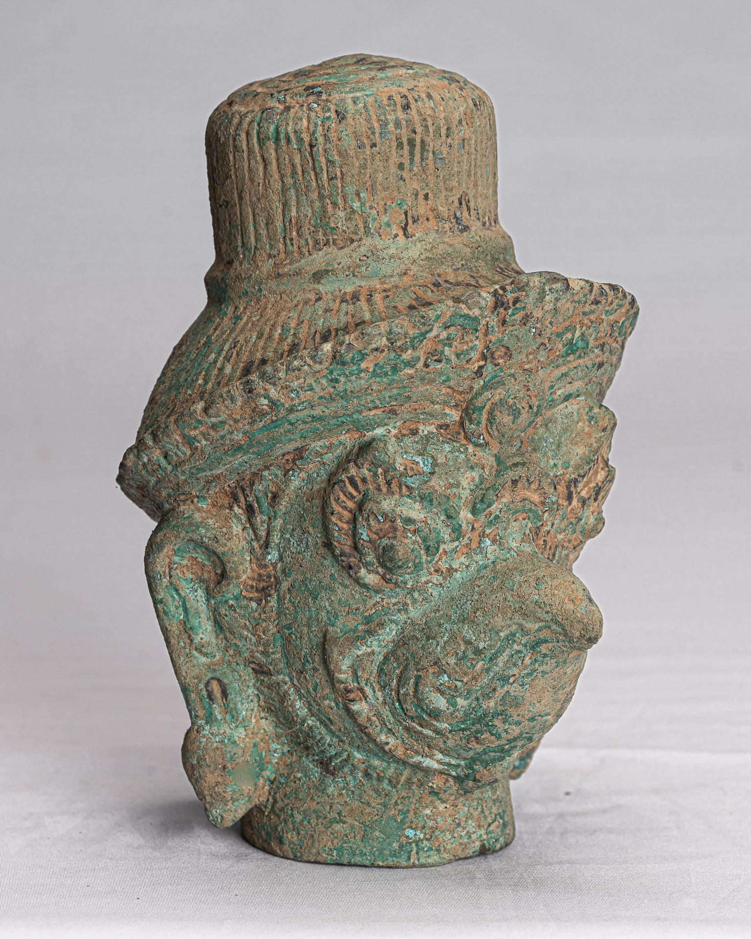 Statue antique en bronze de style Banteay Srei Khmer Garuda Vishnu - 18 cm/7"