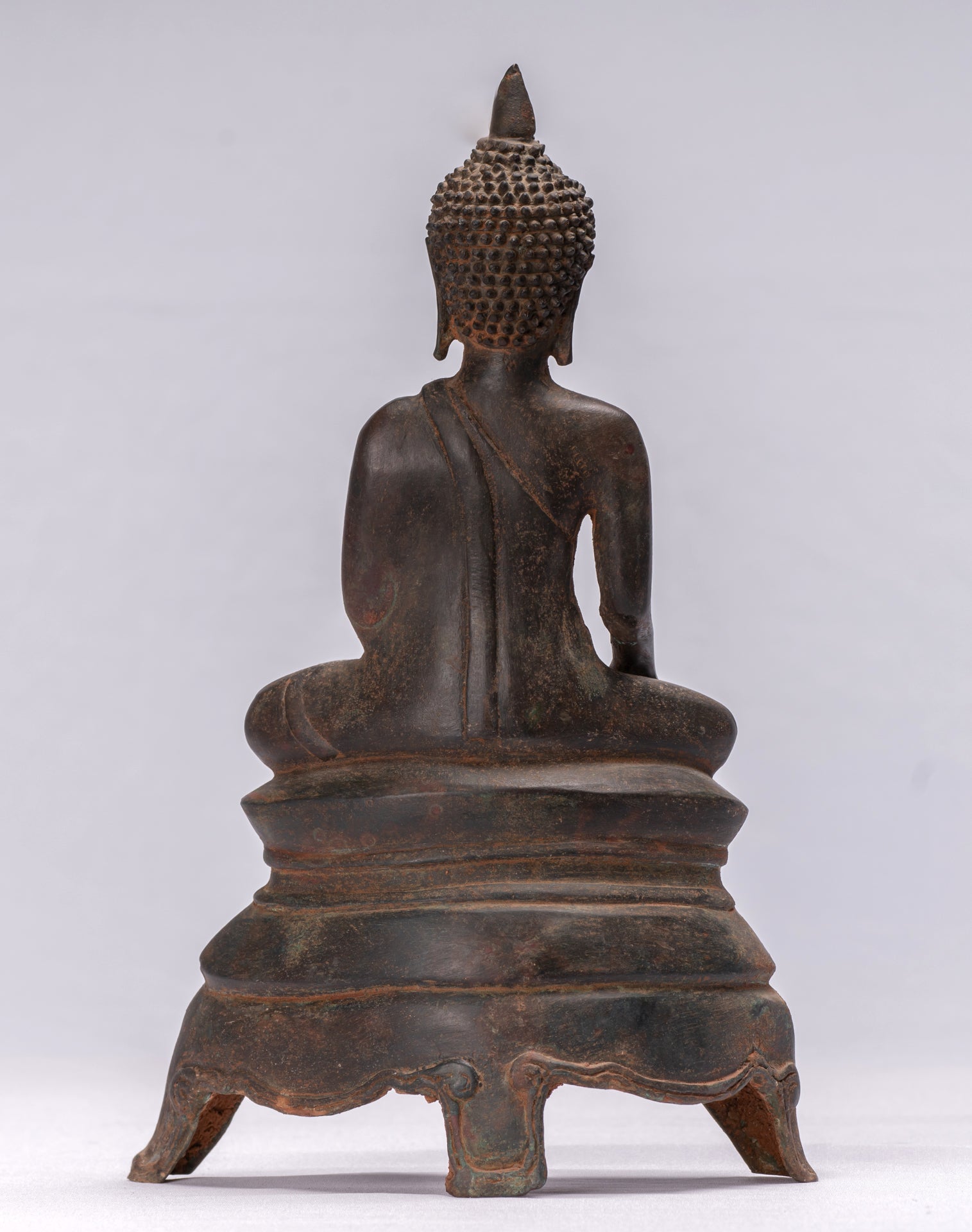 Statue de Bouddha – Statue antique de Bouddha assis de style Ayutthaya – 29 cm.