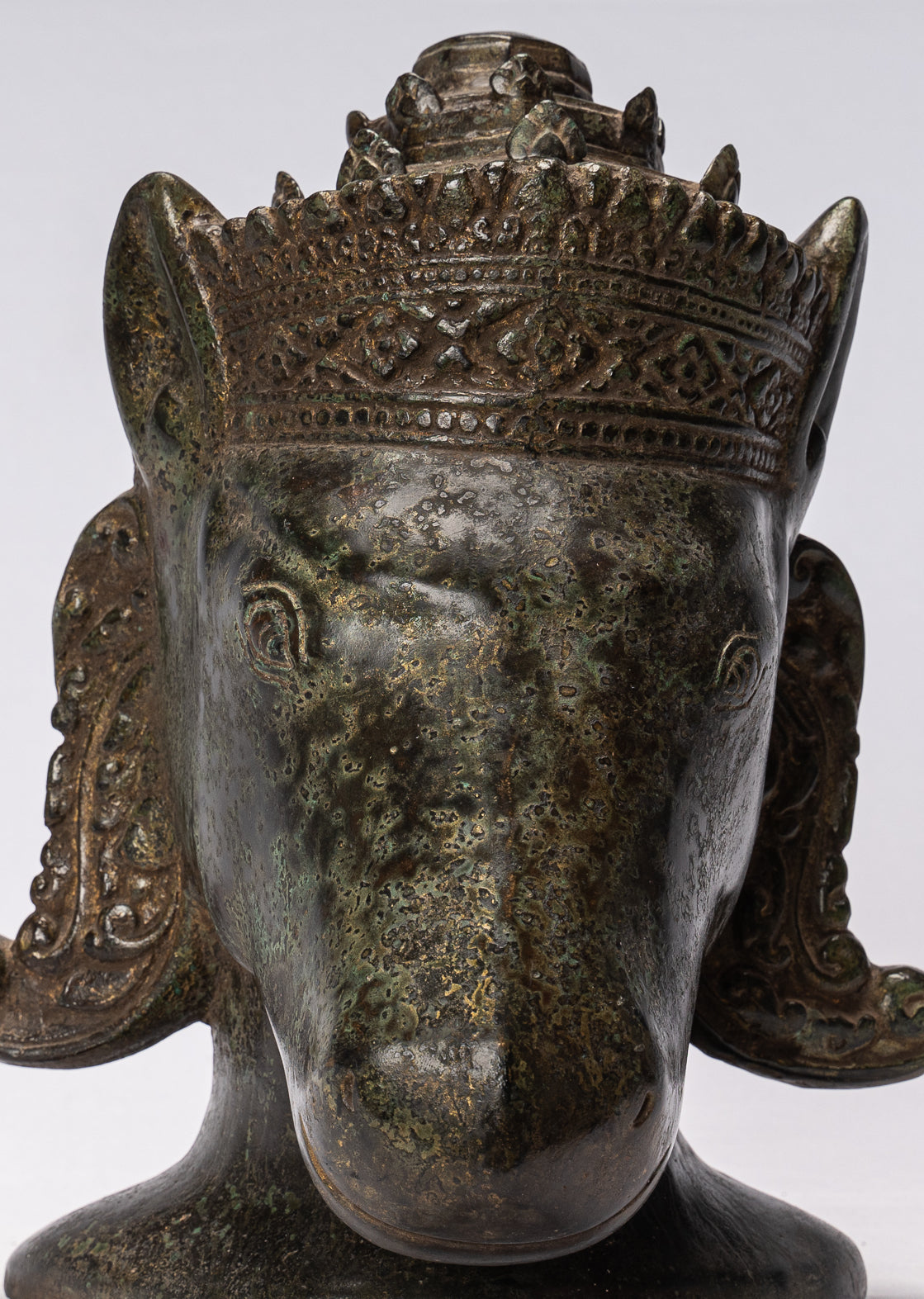 Antikes Bronze-Hayagriva-Kalkin-Pferd von Vishnu im Khmer-Stil – 29 cm.