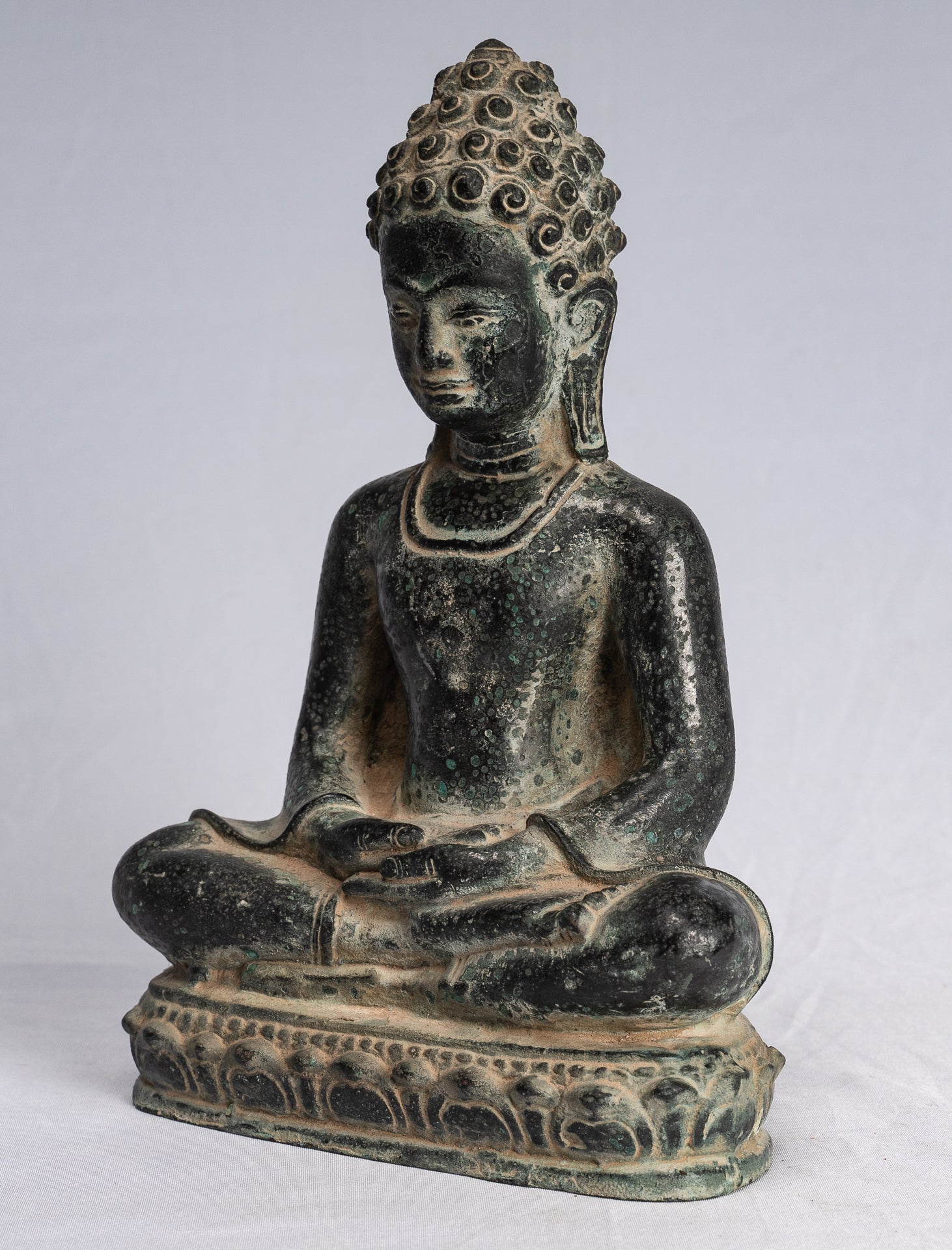 Statue di Buddha - Antique Khmer Style Seduto in bronzo da Phnom Da Meditation Statue Buddha - 20 cm/8 "