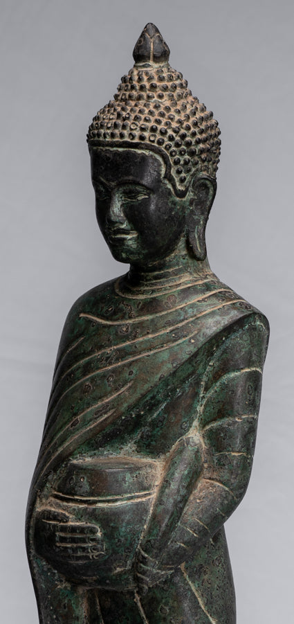 Buddha-Statue – Antik-Bronze im Khmer-Stil, Nächstenliebe und Mitgefühl, Gautama-Buddha-Statue – 62 cm/25 Zoll