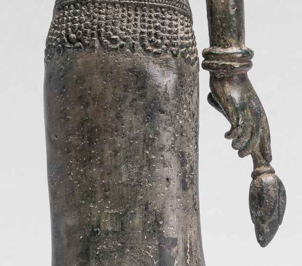 Antique Khmer in stile Bronzo Banteay Srei Standing Apsara o Angel - 53cm/21 "