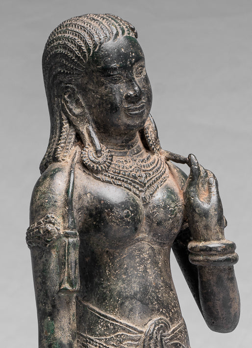 Antique Khmer in stile Bronzo Banteay Srei Standing Apsara o Angel - 53cm/21 "