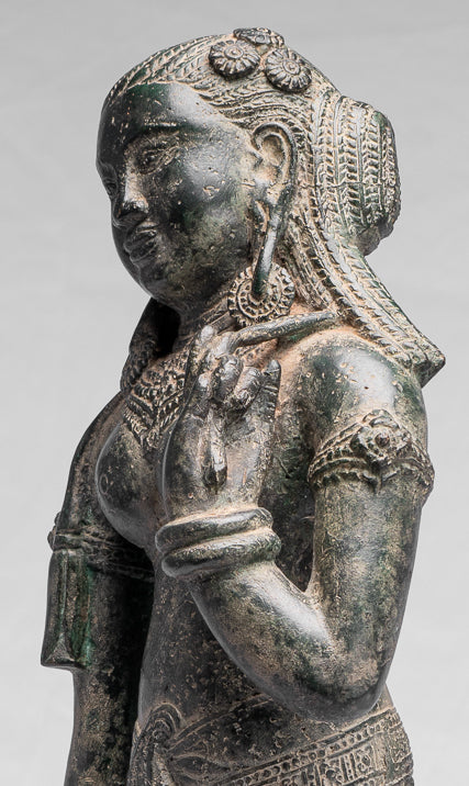 Antique Khmer in stile Bronzo Banteay Srei Standing Apsara o Angel - 53cm/21 "
