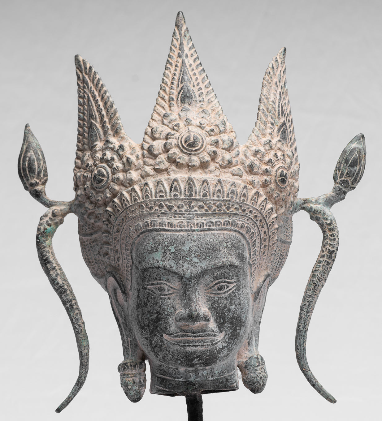 Apsara - Antique Khmer Style Bronze Angkor Wat Apsara o Angel Statue - 39cm/16 "