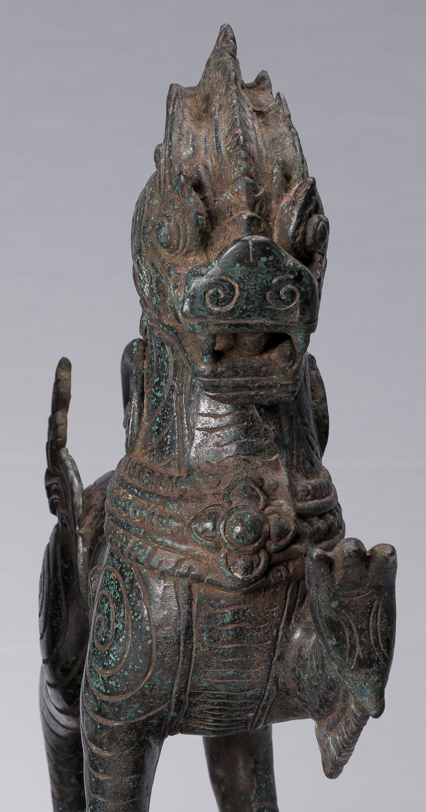 Bronzo di bronzo bronico antico Bronzo in piedi Chinthe Guardian Temple Lions - 37 cm/15 "