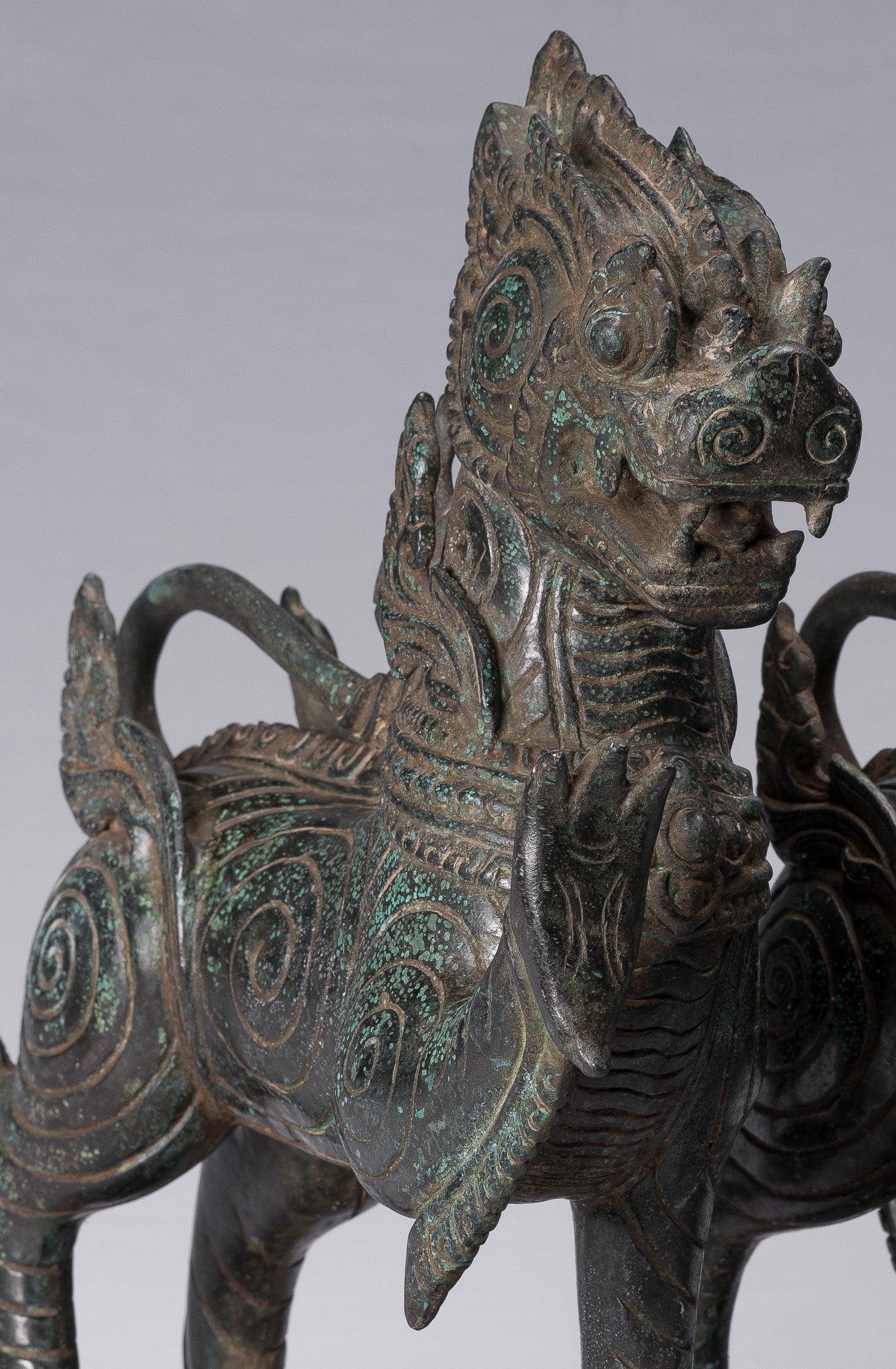 Bronzo di bronzo bronico antico Bronzo in piedi Chinthe Guardian Temple Lions - 37 cm/15 "